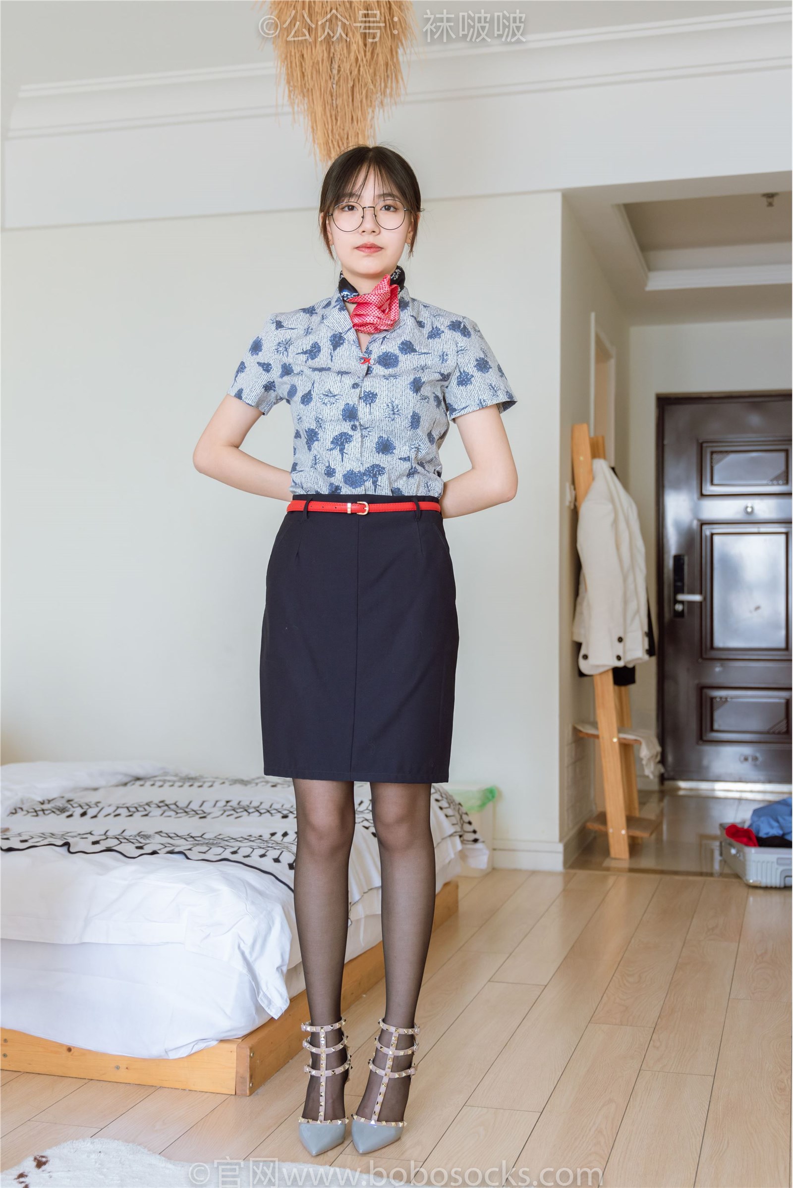 NO.087 Sweet Pea - flight attendant uniform, high heels, black silk(3)